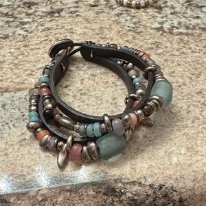 UNO de 50 Leather Bracelet with Silver and Multicolor Beads